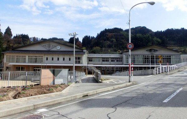 山田中学校